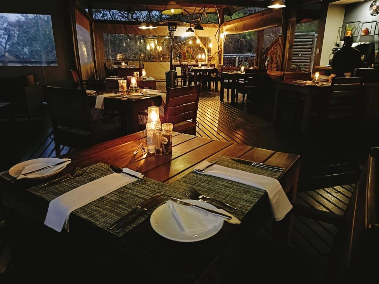 Ndhula Luxury Tented Lodge ไวท์ริเวอร์ ภายนอก รูปภาพ