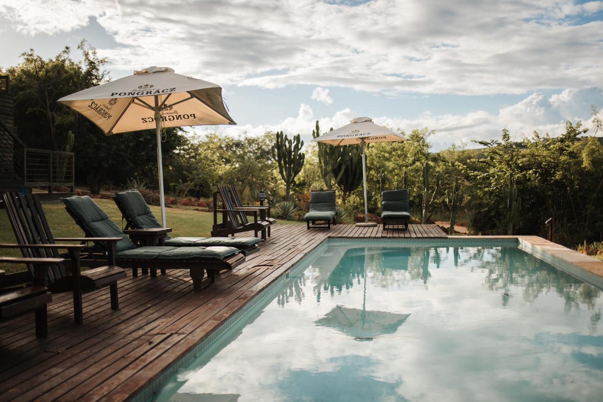 Ndhula Luxury Tented Lodge ไวท์ริเวอร์ ภายนอก รูปภาพ