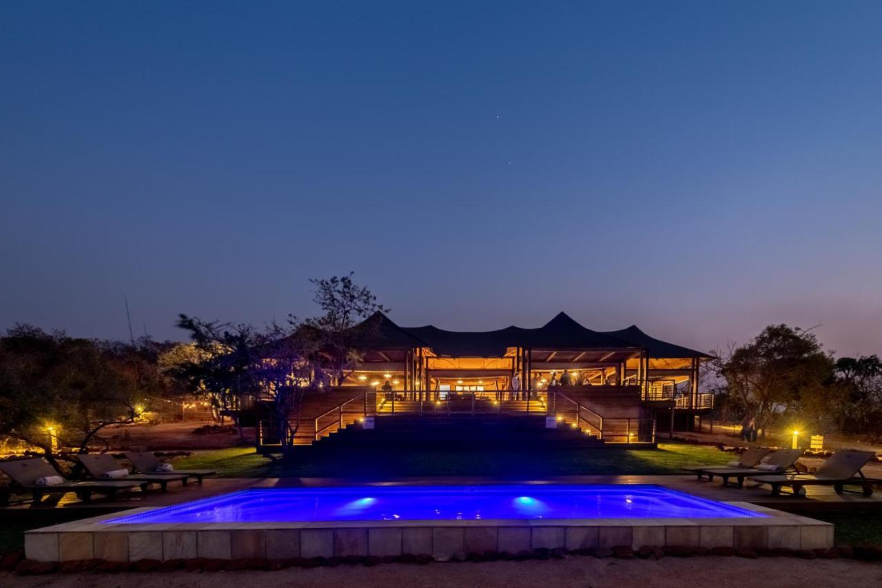 Ndhula Luxury Tented Lodge ไวท์ริเวอร์ ภายนอก รูปภาพ